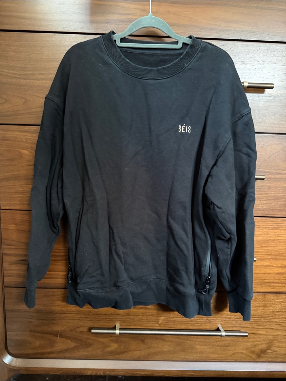 BEIS Black Crewneck Sweatshirt